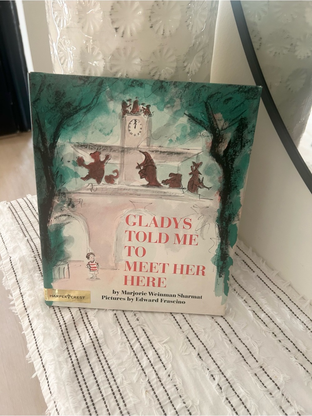Vintage 1970 Gladys Told Me to Meet Her Here Marjorie Hardcover Book